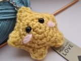 Crochet star keyring – key keycharm